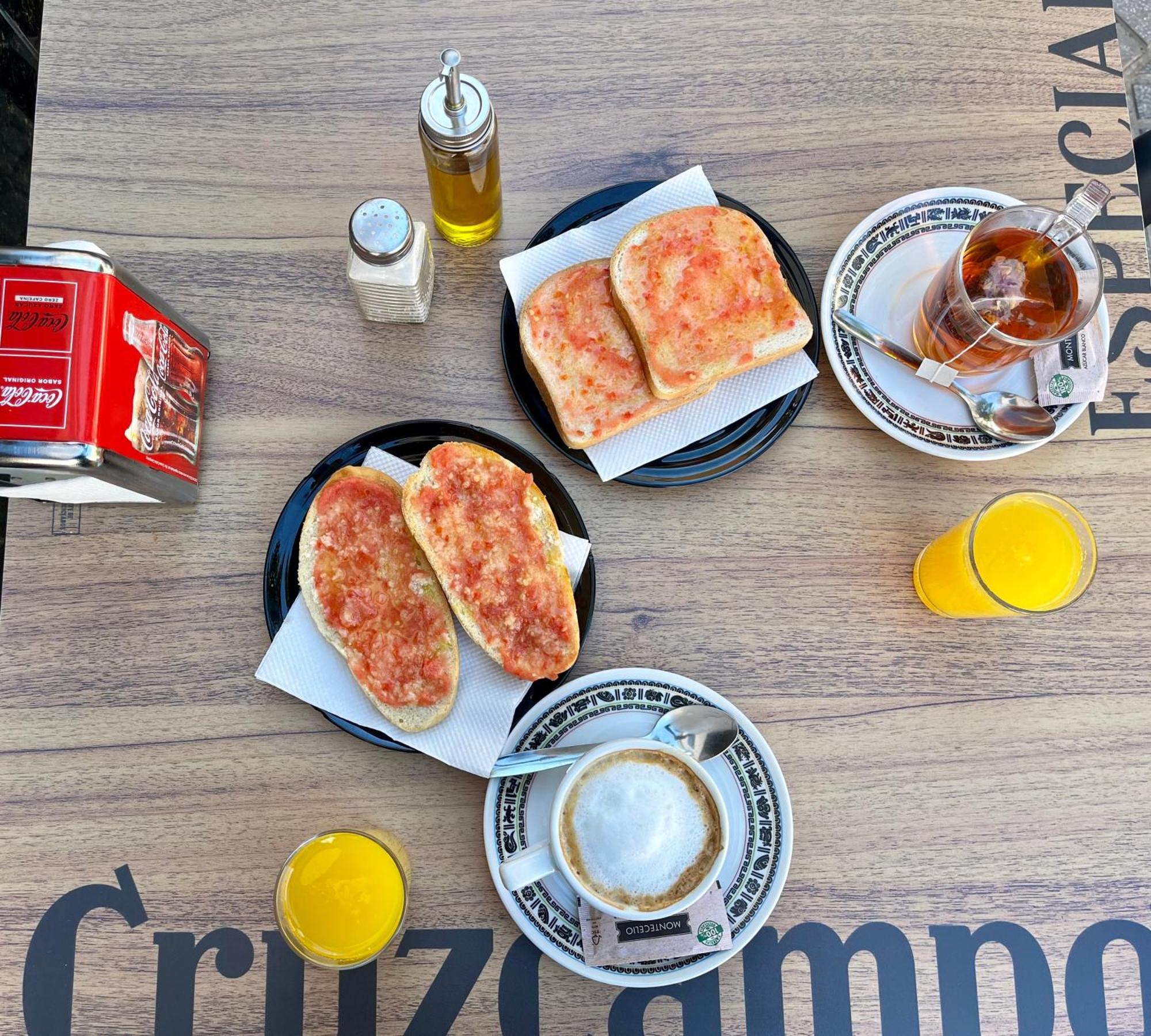 Regimiento 2, Center, New, Quite, Breakfast Included, Parking On Request, Rg Malaga